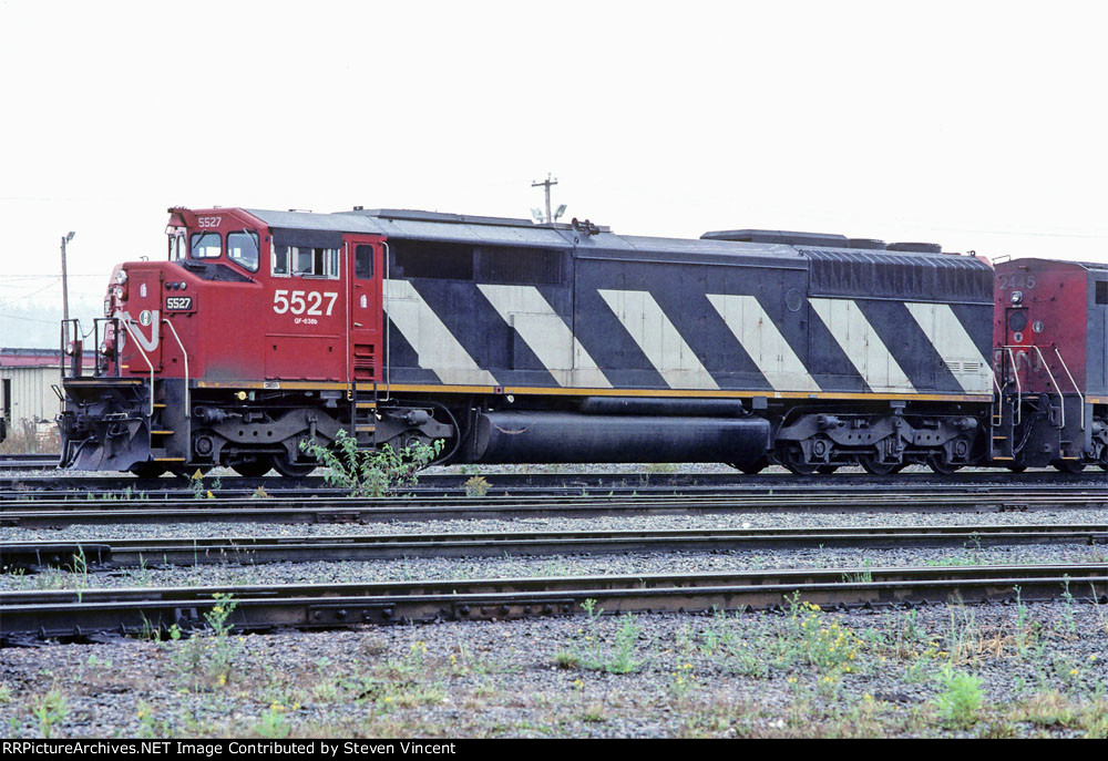 Canadian National SD60F CN #5527